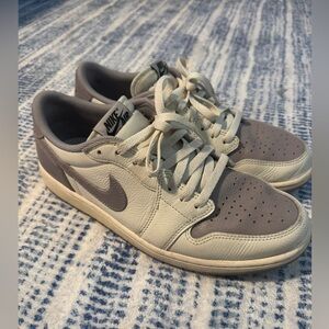 Jordan 1 Low retro OG Atmosphere Gray men size 11